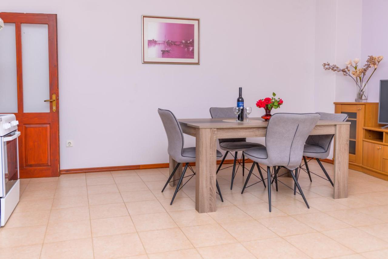 Apartments Marina Veskovic Nerezine Kültér fotó