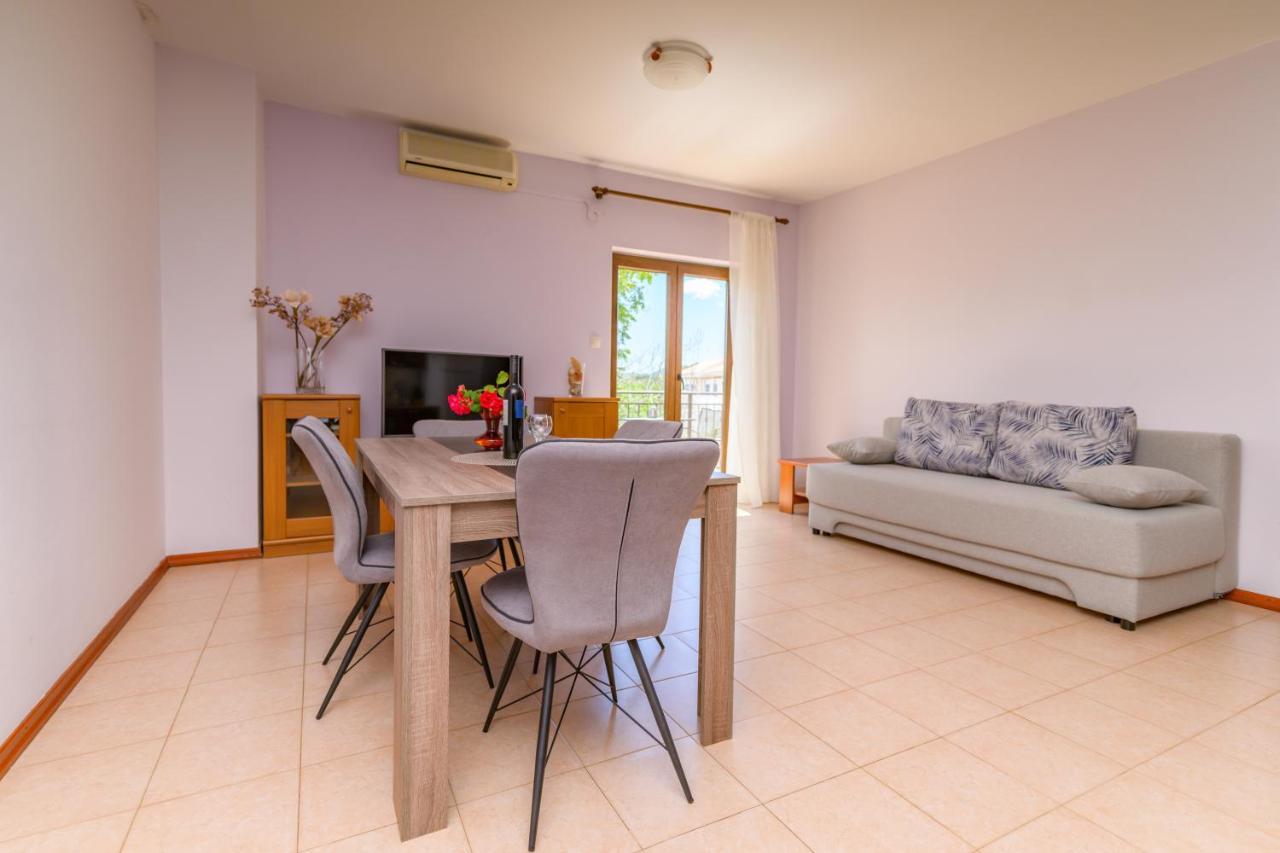 Apartments Marina Veskovic Nerezine Kültér fotó