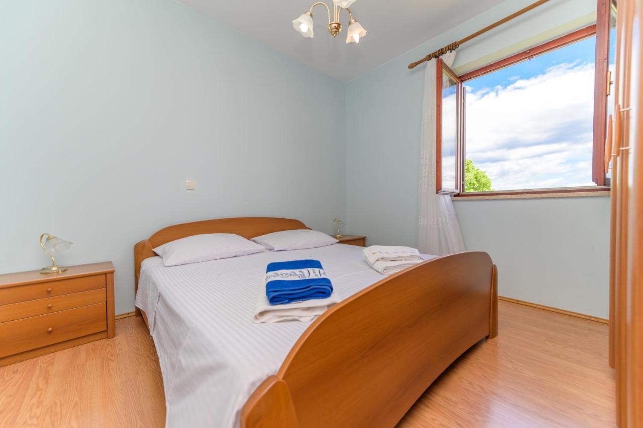 Apartments Marina Veskovic Nerezine Kültér fotó