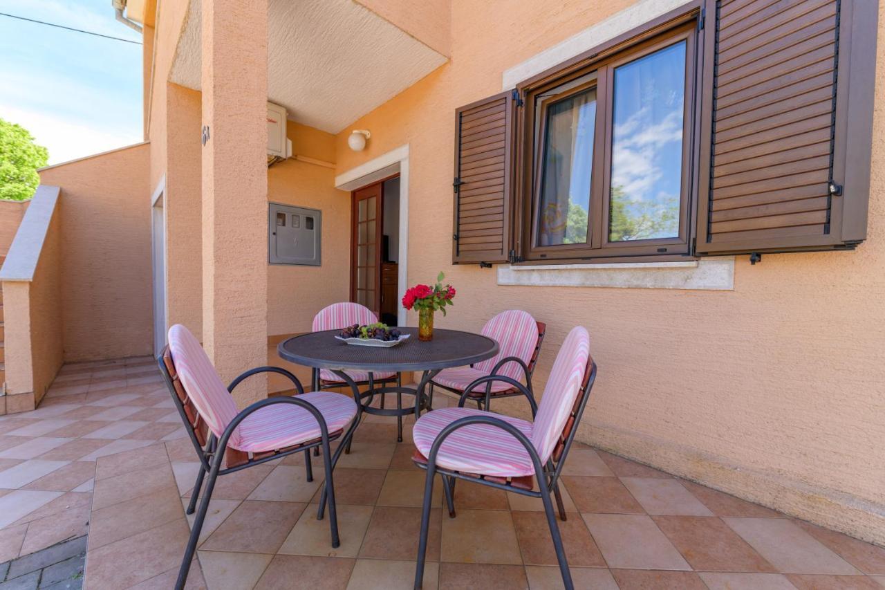 Apartments Marina Veskovic Nerezine Kültér fotó