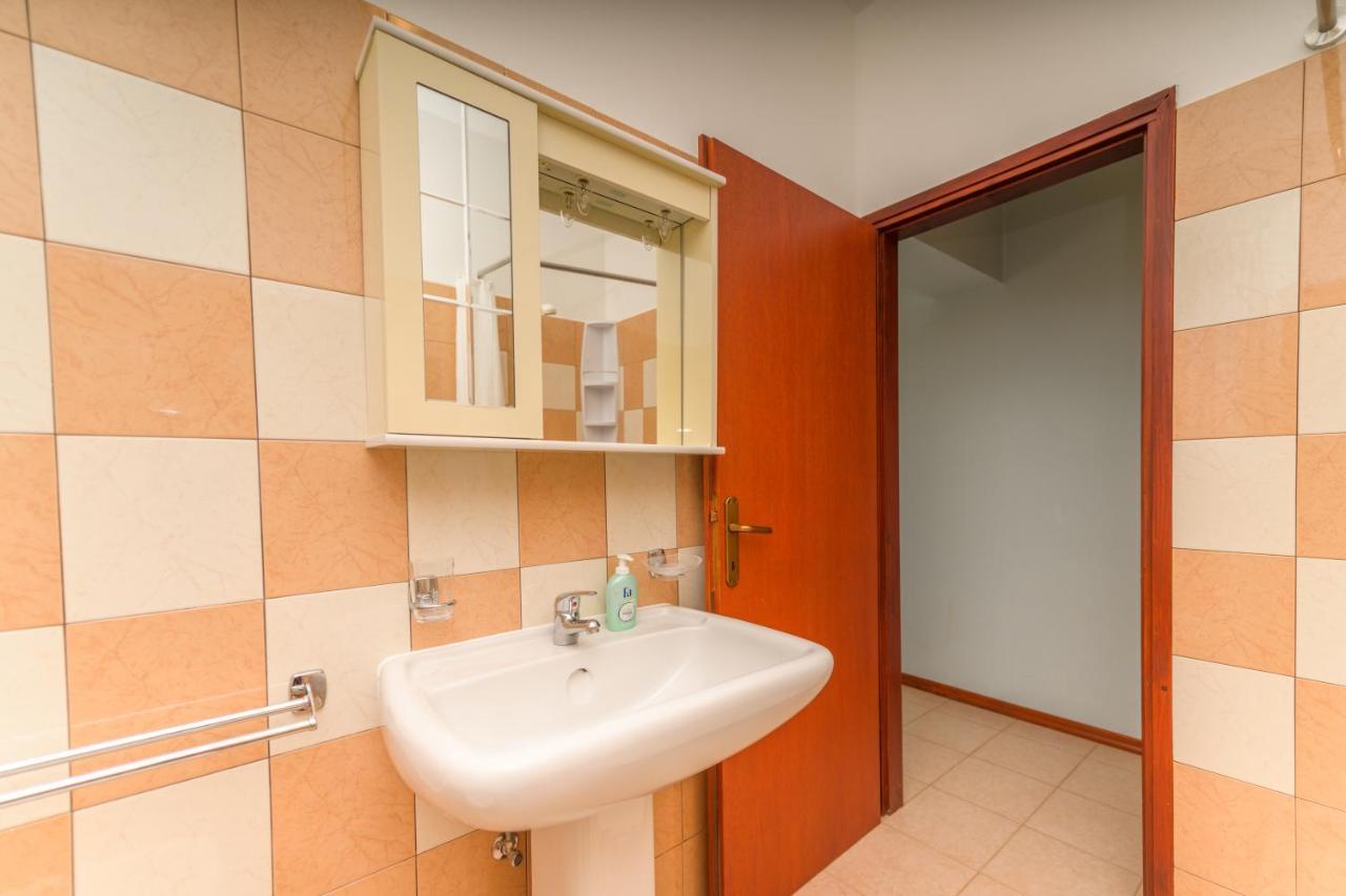 Apartments Marina Veskovic Nerezine Kültér fotó